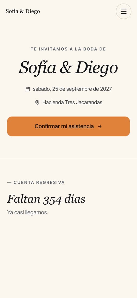 El sitio web de la boda en un teléfono, con el botón “Confirmar mi asistencia”.